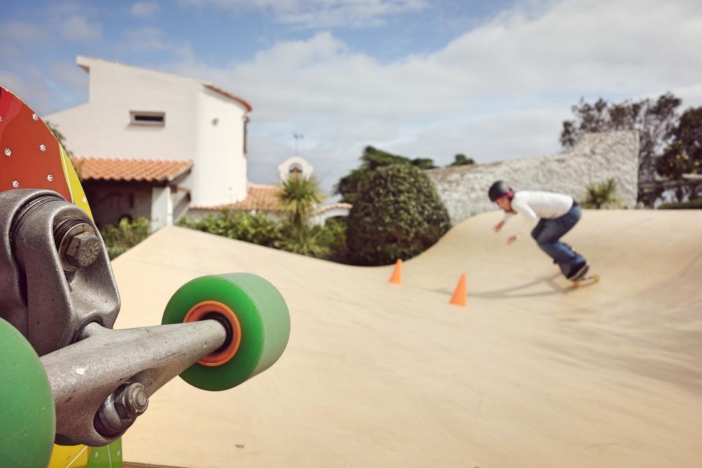 Moka Surfhouse Vandrarhem Ericeira Exteriör bild