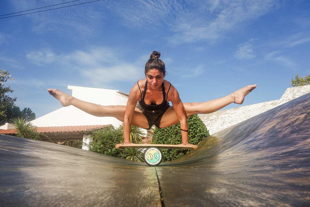 Moka Surfhouse Vandrarhem Ericeira Exteriör bild